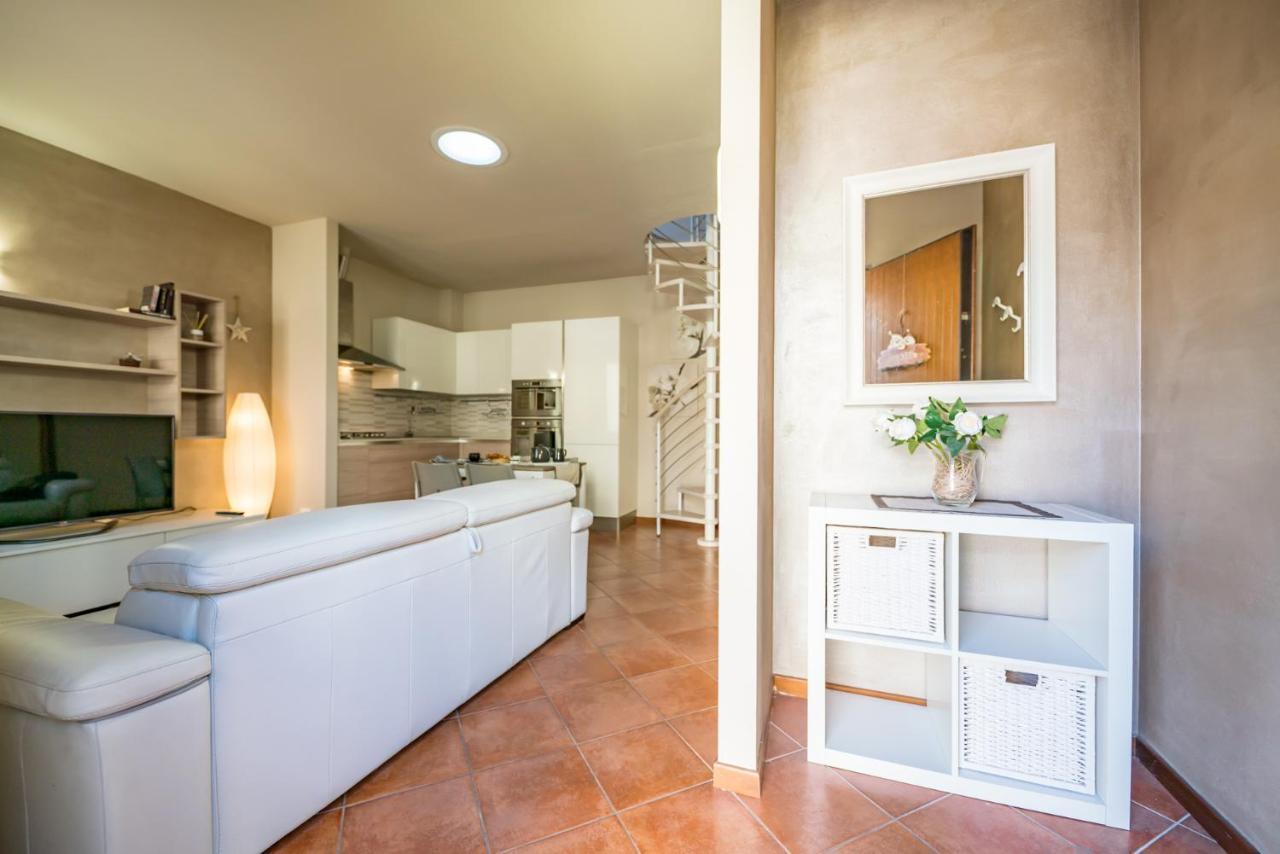 Sirmione Suite Private Terrace Exterior photo